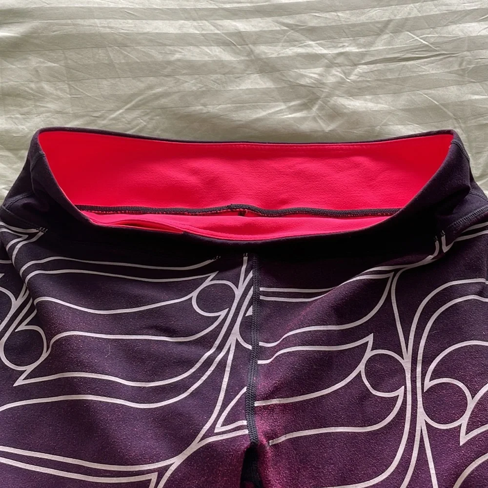 Fabletics Cropped Ombré Leggings - Picture 5 of 6